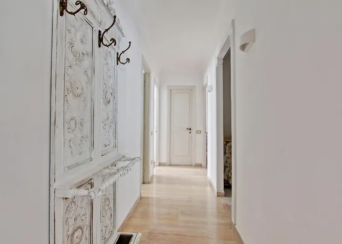 Elle House * Rome